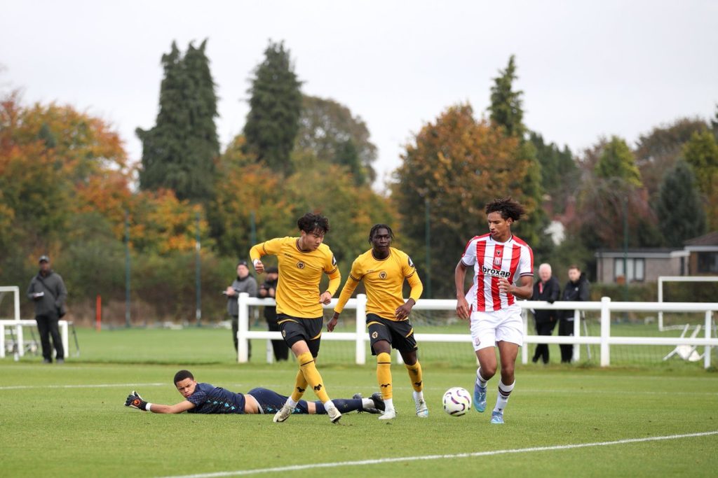 Sự Tự Tin Và Quyết Tâm Của Đội U21 Wolves FC